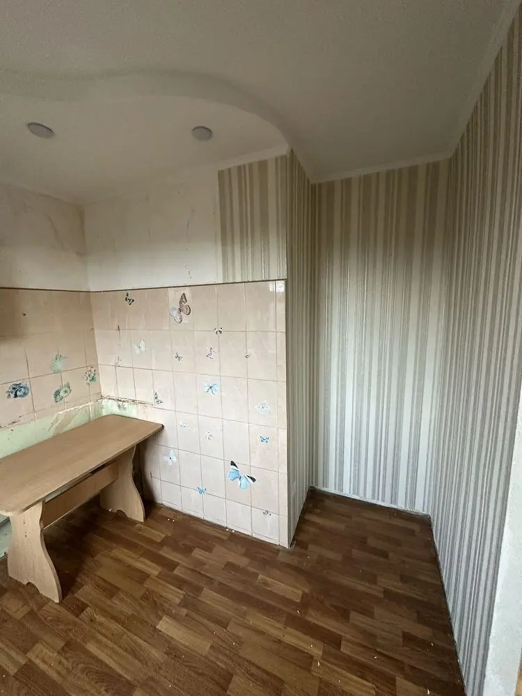 Двокімнатна квартира на Браїлках!