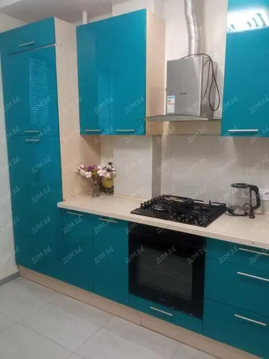 Простора квартира в новобудові!