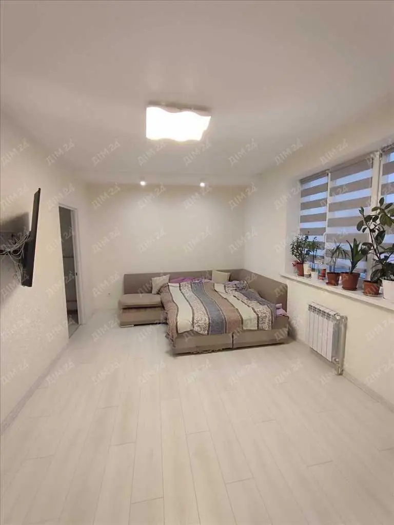 Простора квартира в новобудові!