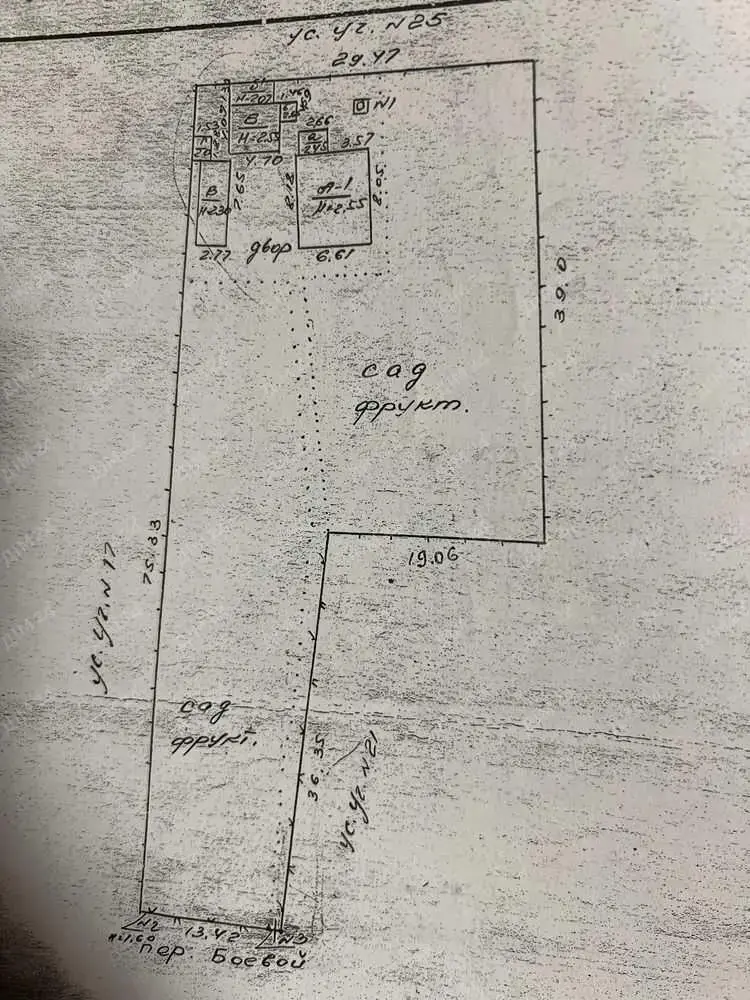 Будинок в Рибцях з великою ділянкою