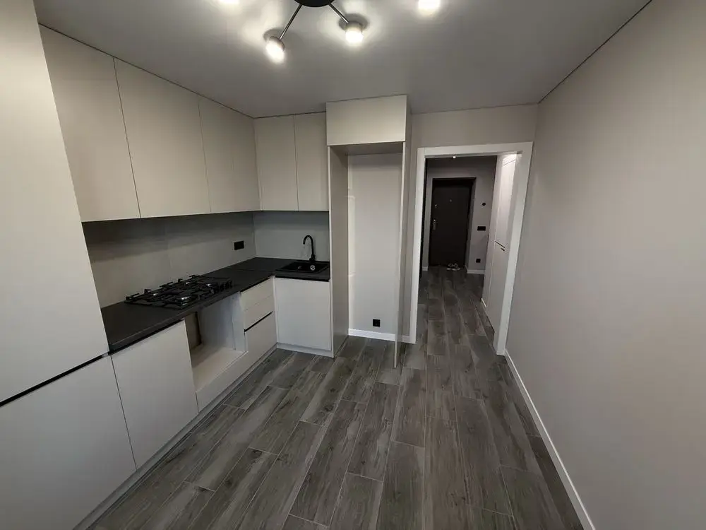 Однокімнатна квартира в новобудові на Алмазному