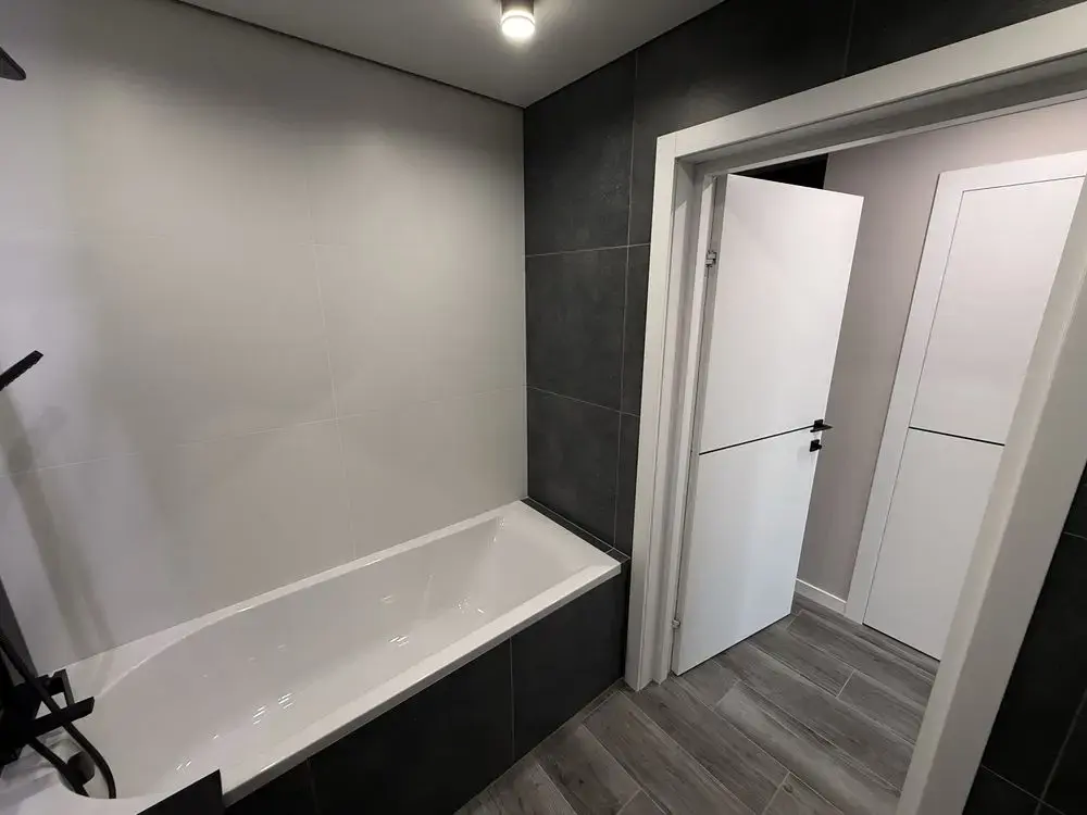 Однокімнатна квартира в новобудові на Алмазному