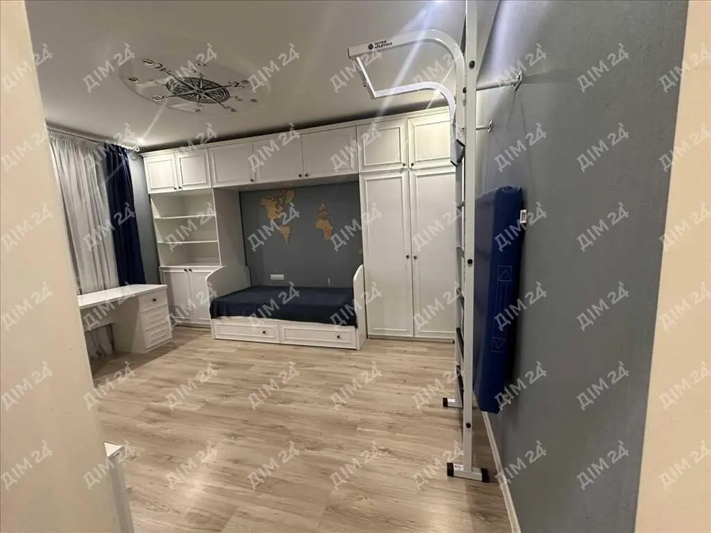 Квартира з ремонтом і автономним опаленням! 