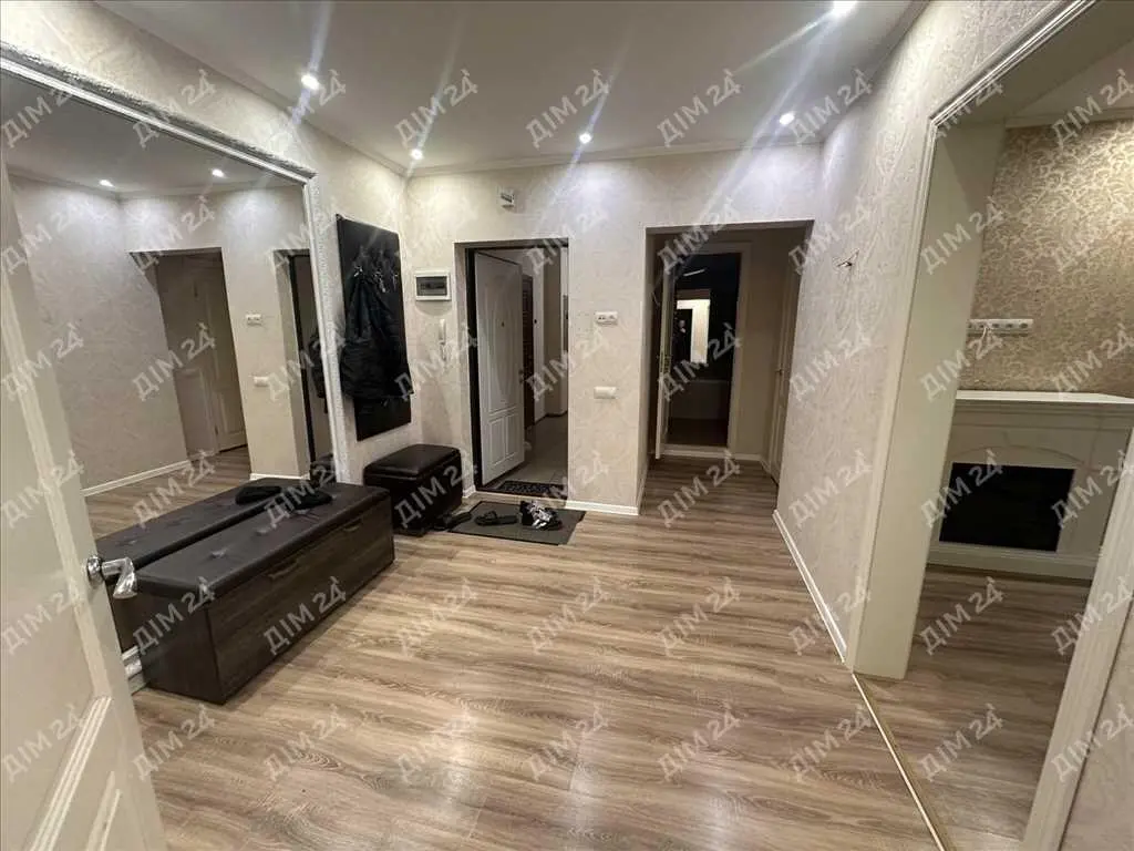 Квартира з ремонтом і автономним опаленням! 