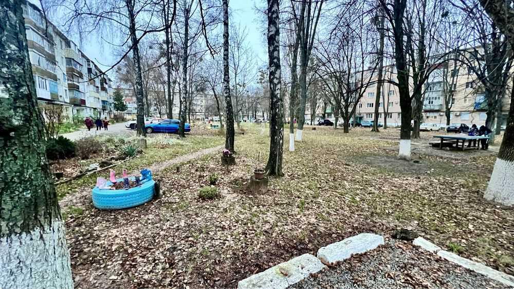 4 кімнатна квартира на середньому поверсі на Алмазному