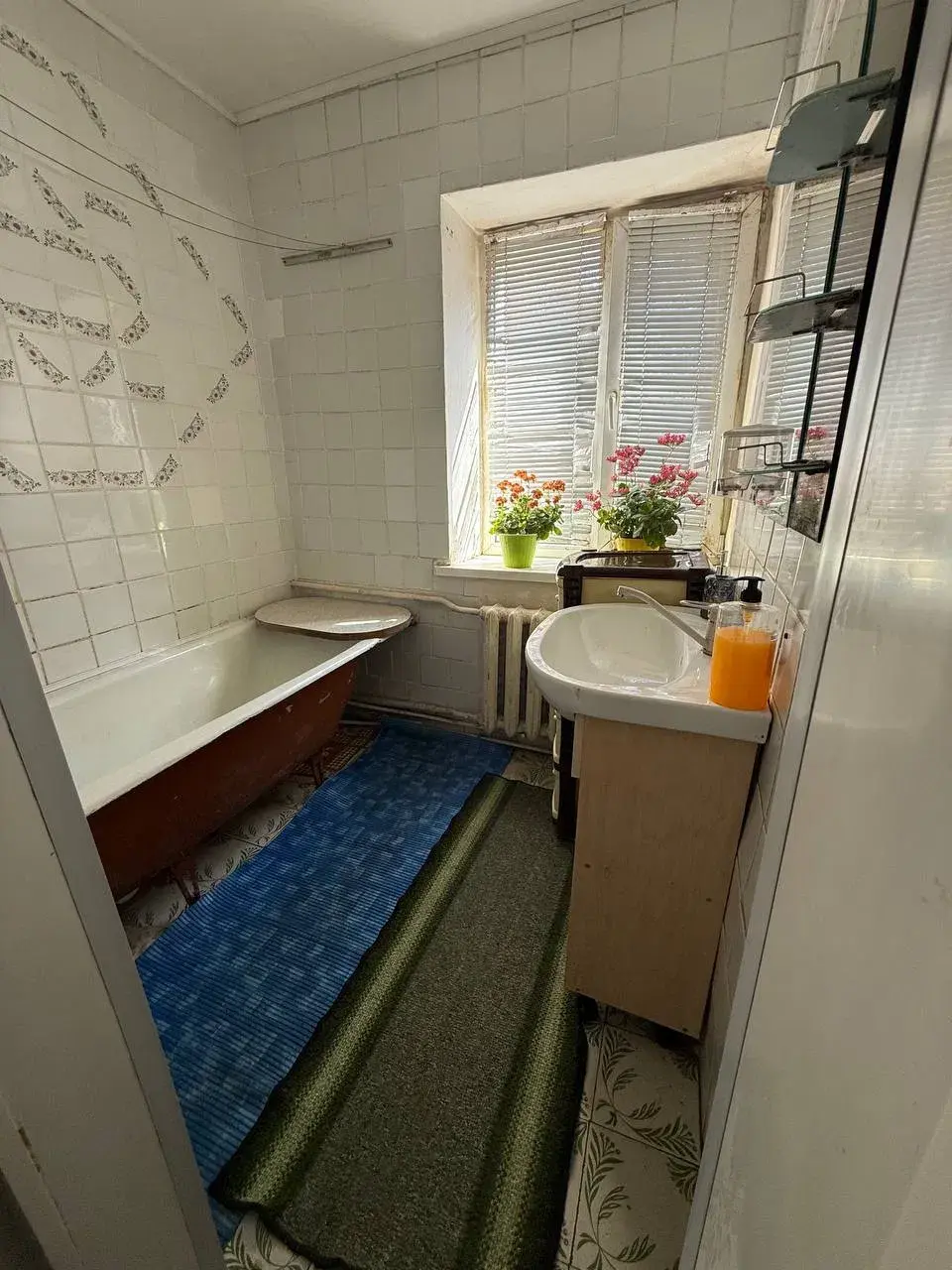 Окремий будинок з ремонтом на Монастирскій Горі