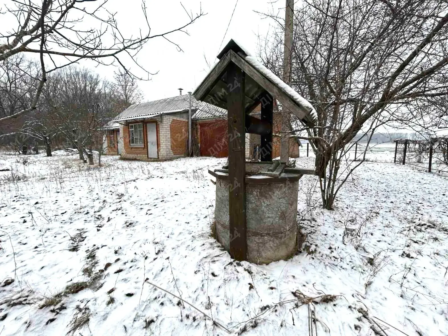 Будинок за 7 км від Полтави (с. Великий Тростянець)