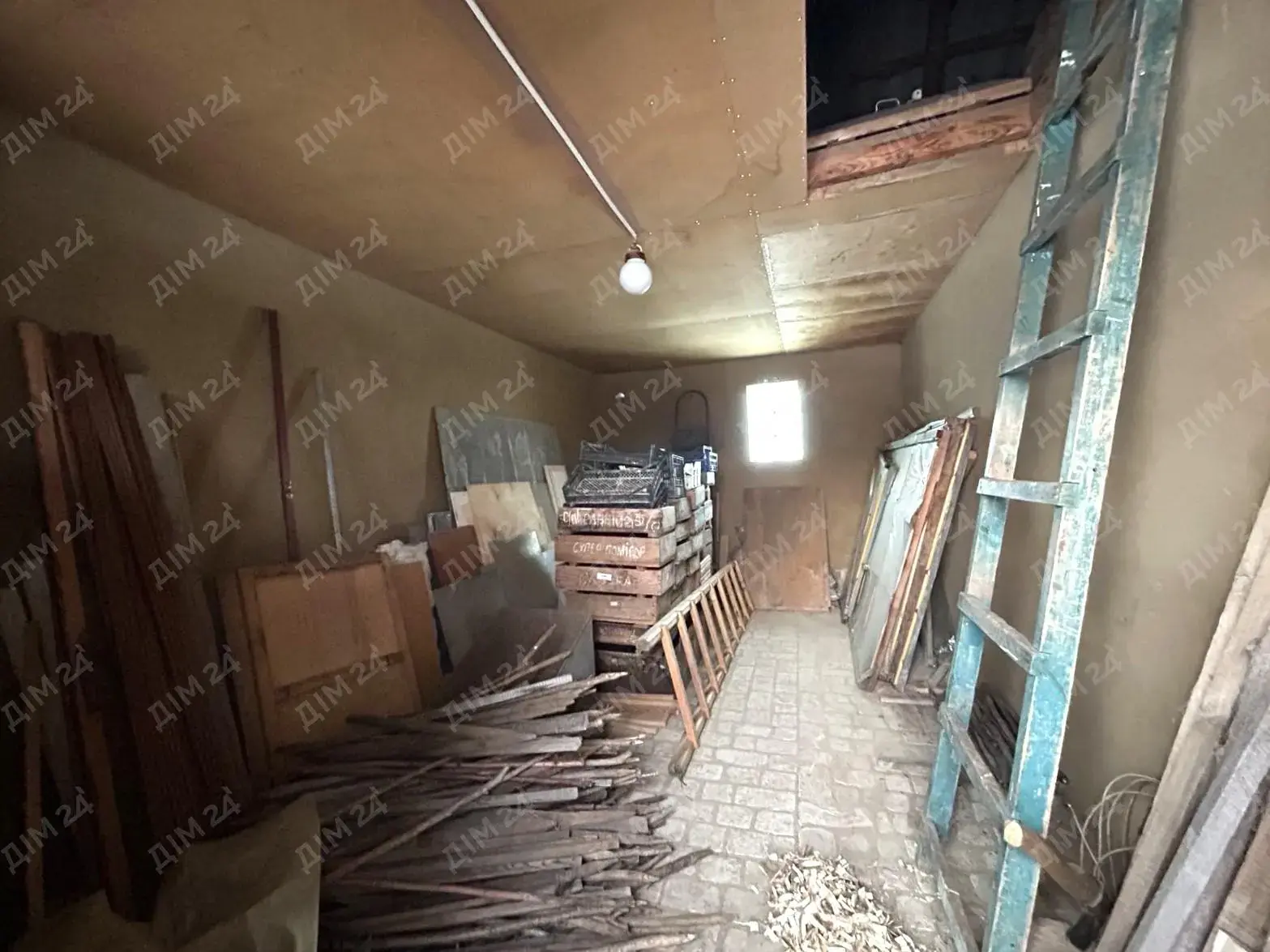 Будинок за 7 км від Полтави (с. Великий Тростянець)