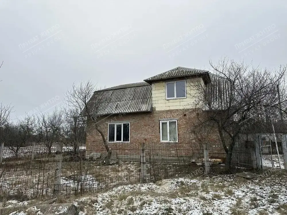 Продам будинок в Жуках!