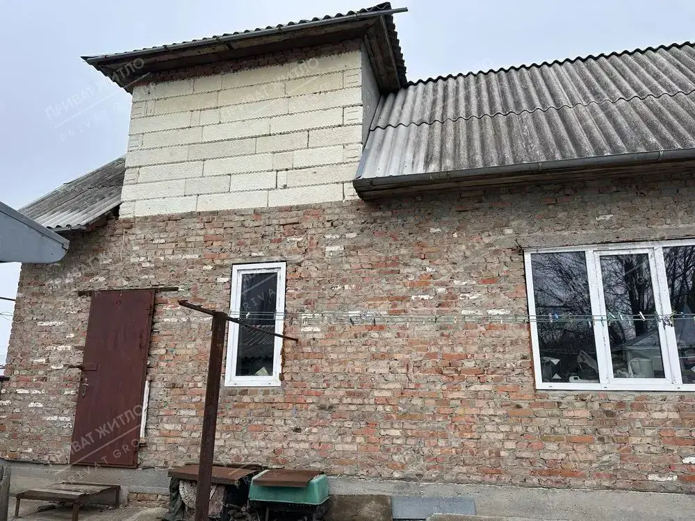 Продам будинок в Жуках!