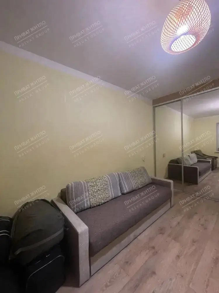 Однокімнатна квартира на Розсошенцях!