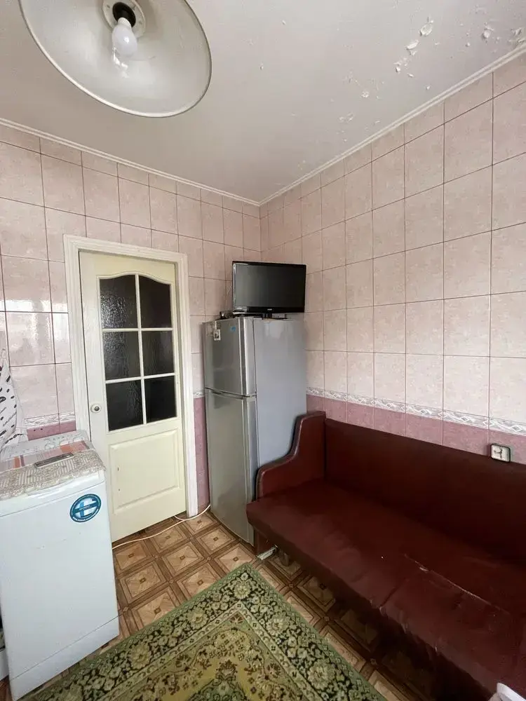 Однокімнатна квартира на Алмазному! 