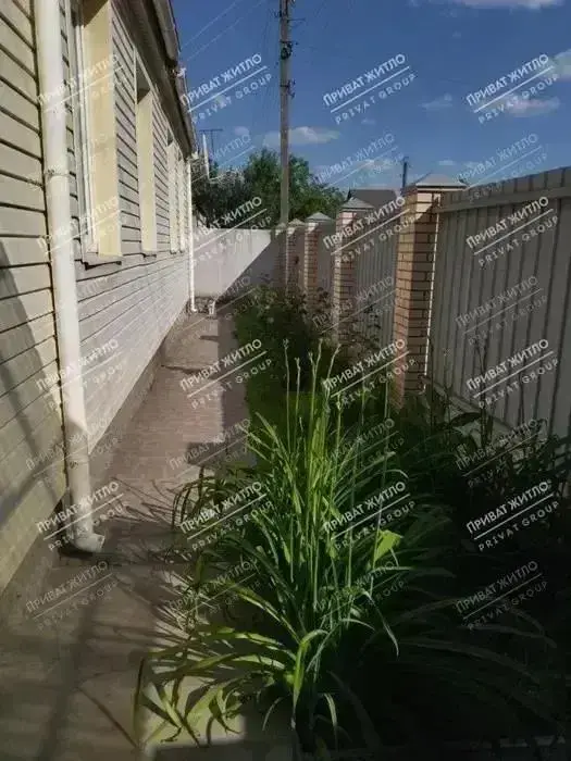 Продається частина будинку