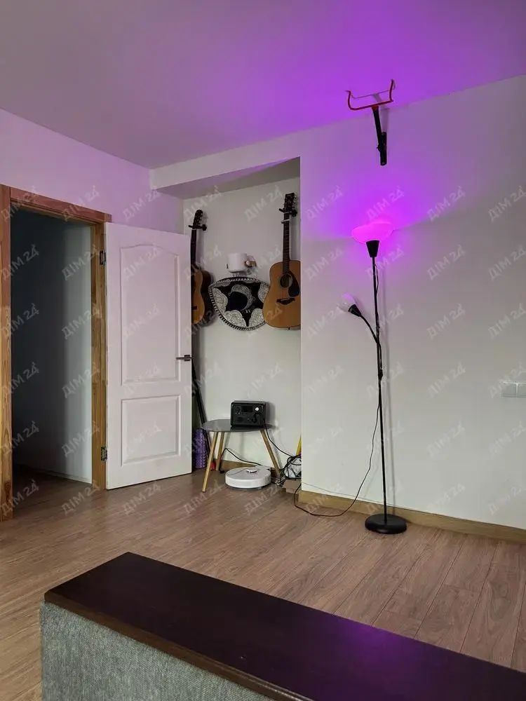 Ідеальна студія плюс одна.