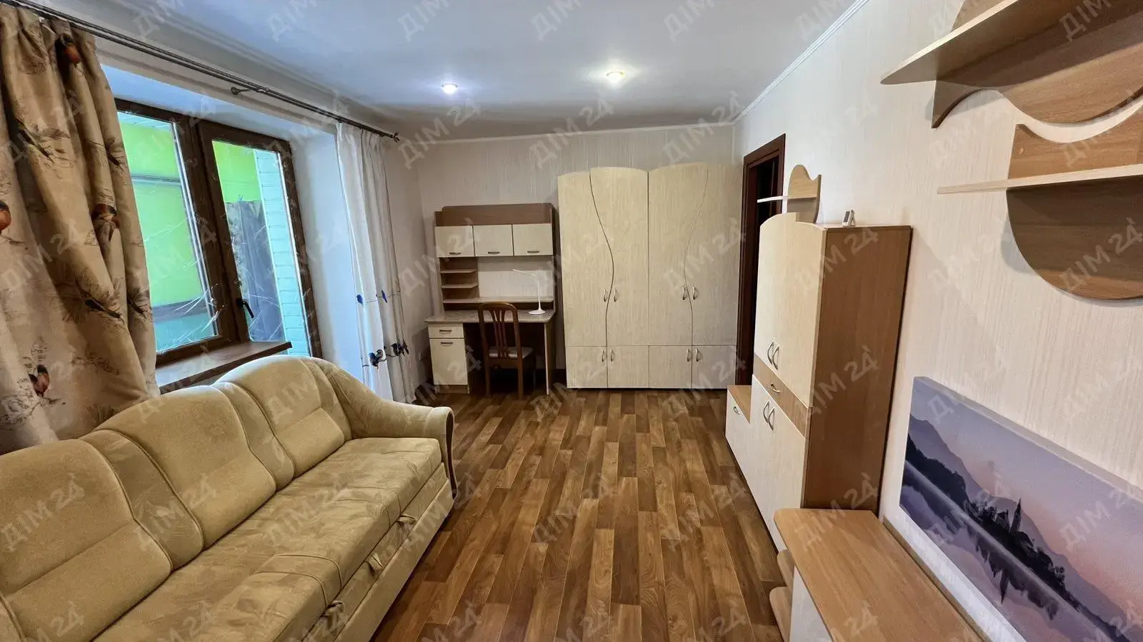 Чудова квартира на інституті звязку