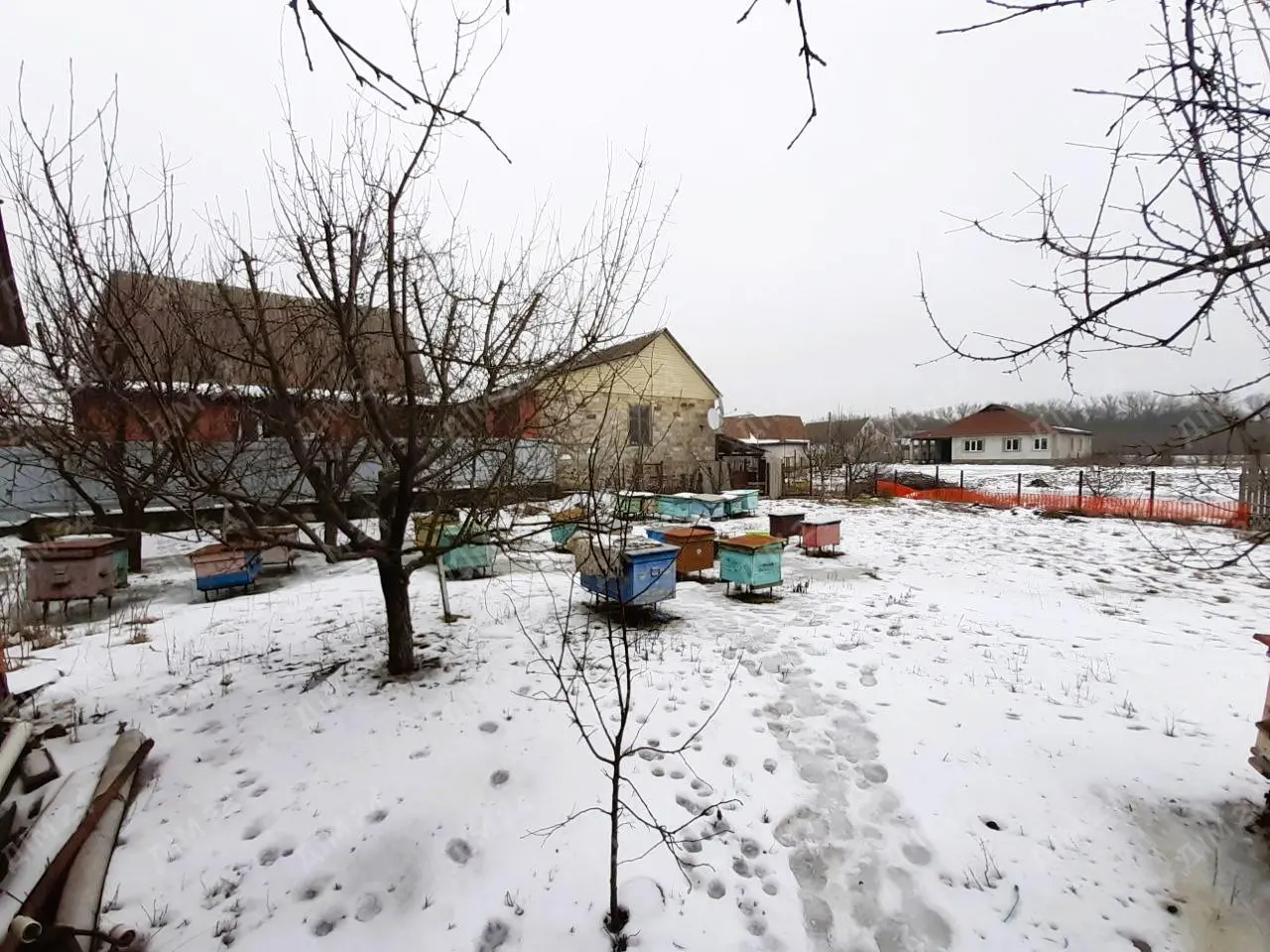 Просторий будинок в Нових Санжарах.