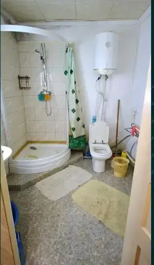 Охайний будинок в селі Гора