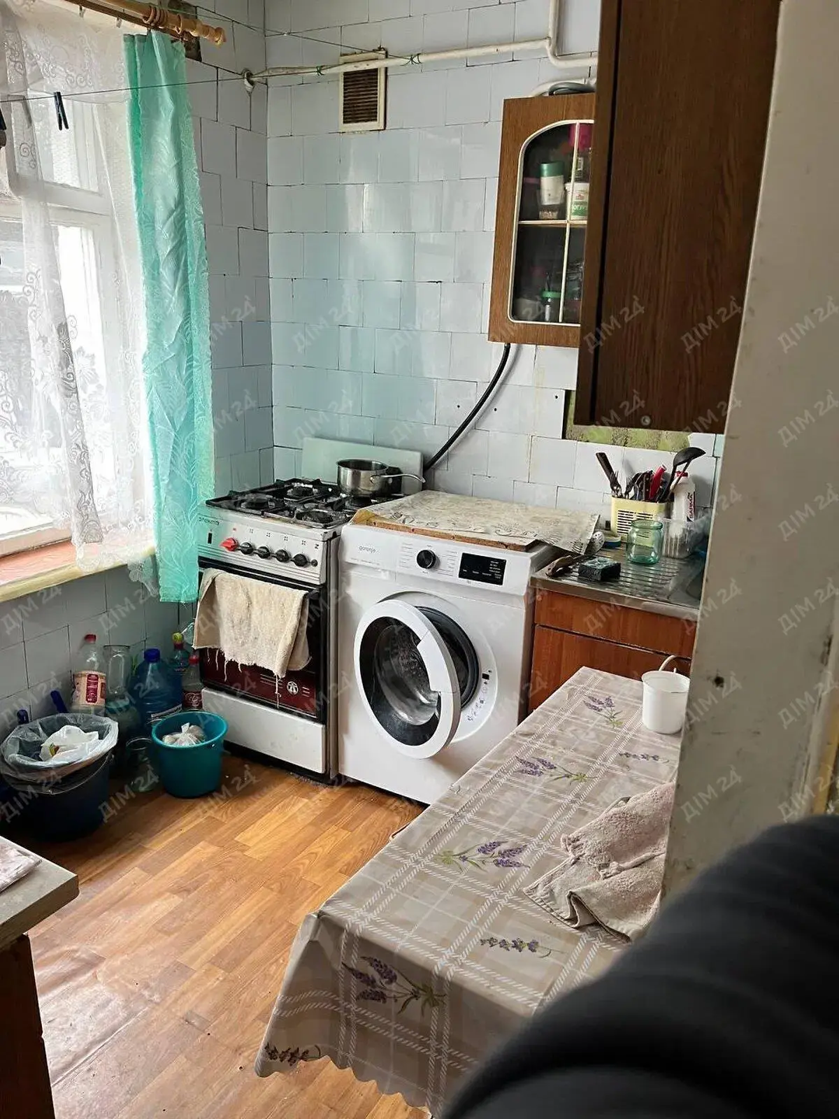 Трикімнатна квартира в районі автовокзалу.