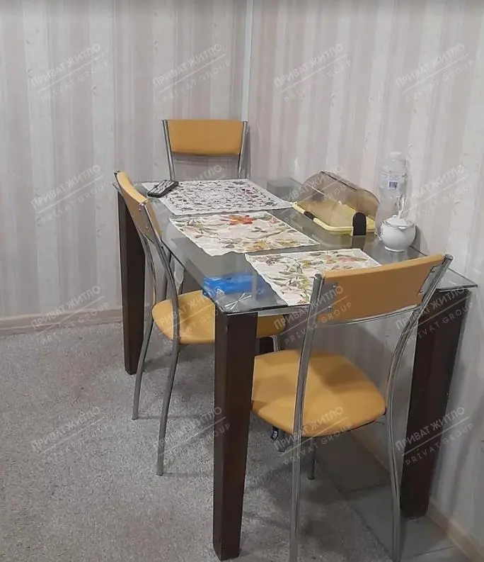 Частина будинку в районі Конкорду!