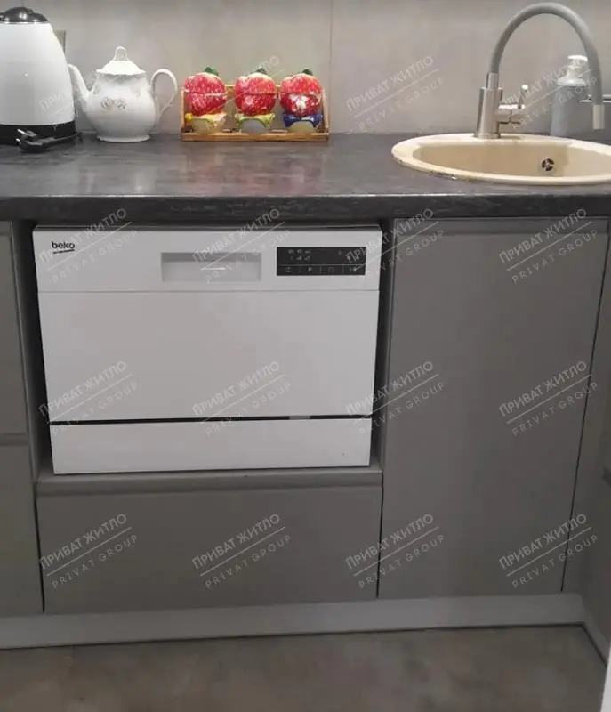 Частина будинку в районі Конкорду!