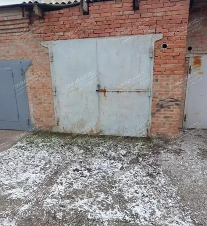 Продається частина будинку в центральній частині міста