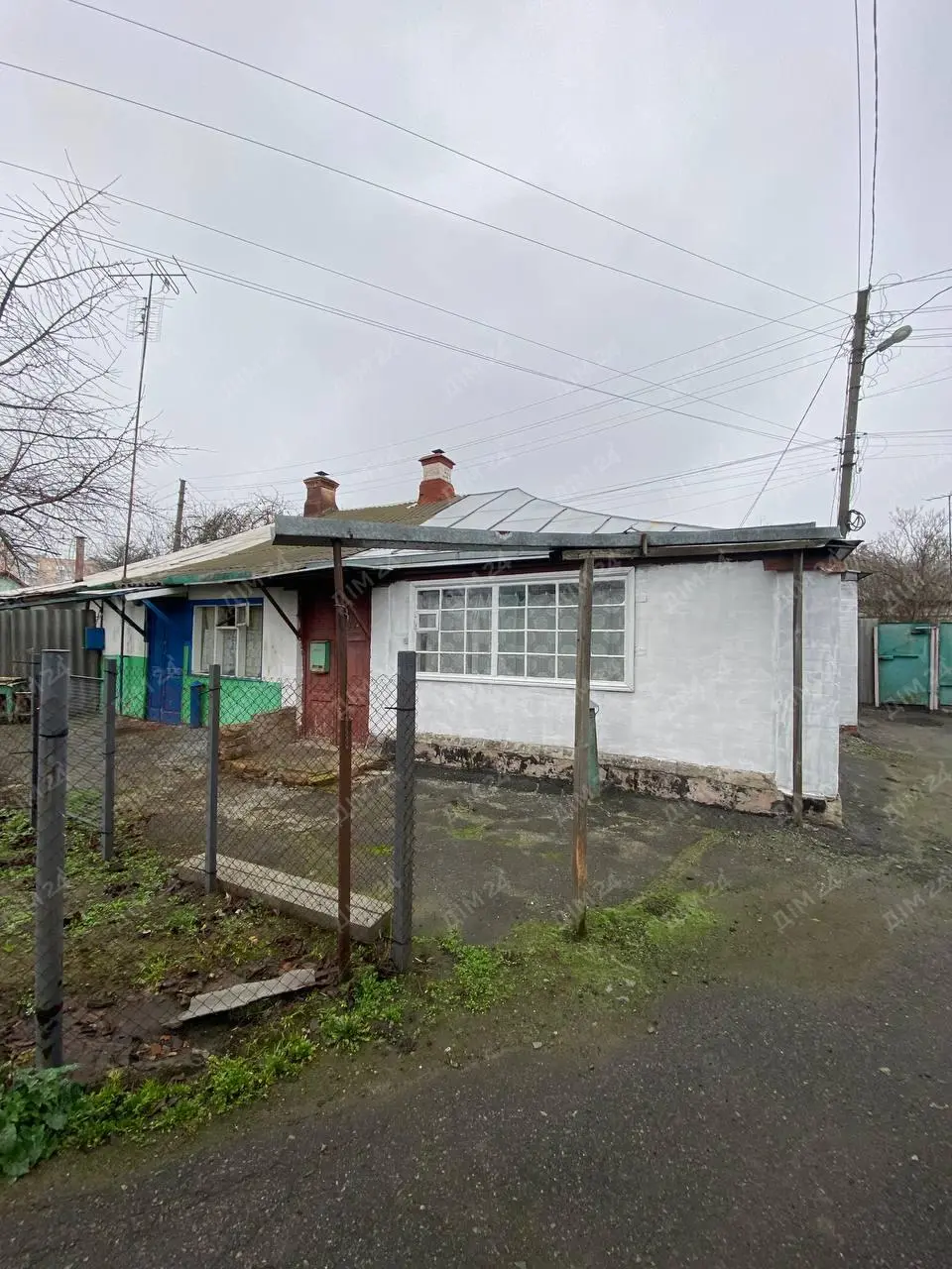 Частина будинку в центрі!