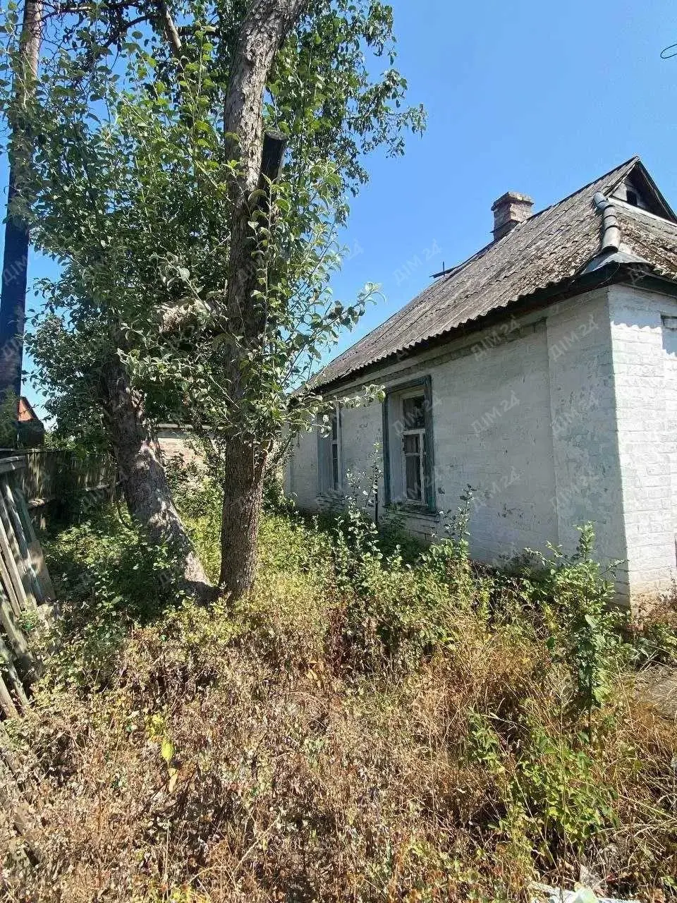 Земельна ділянка на Юрівці з будинком та комунікаціями