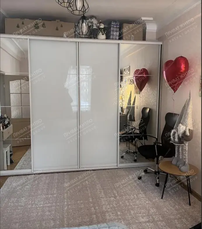 Двокімнатна квартира в центральній частині міста!