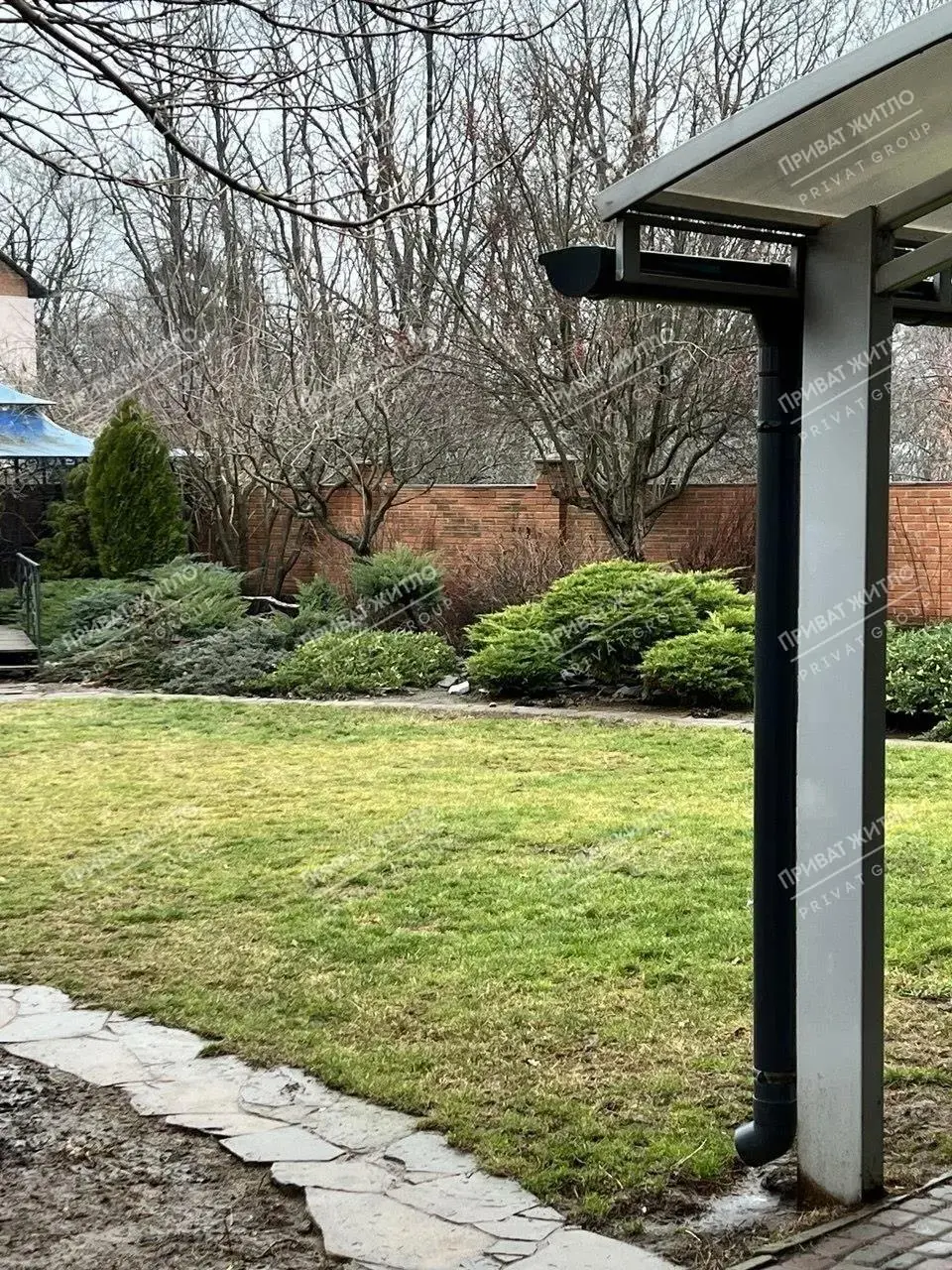 Якщо шукаєте "як у всіх" - це не ваш варіант! 