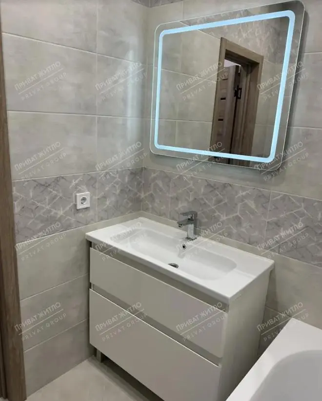 Двокімнатна квартира з індивідуальним опаленням