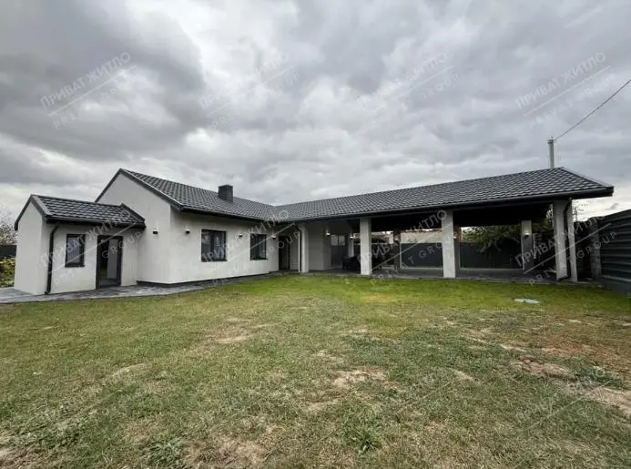 Будинок з євроремонтом в Рибцях! 