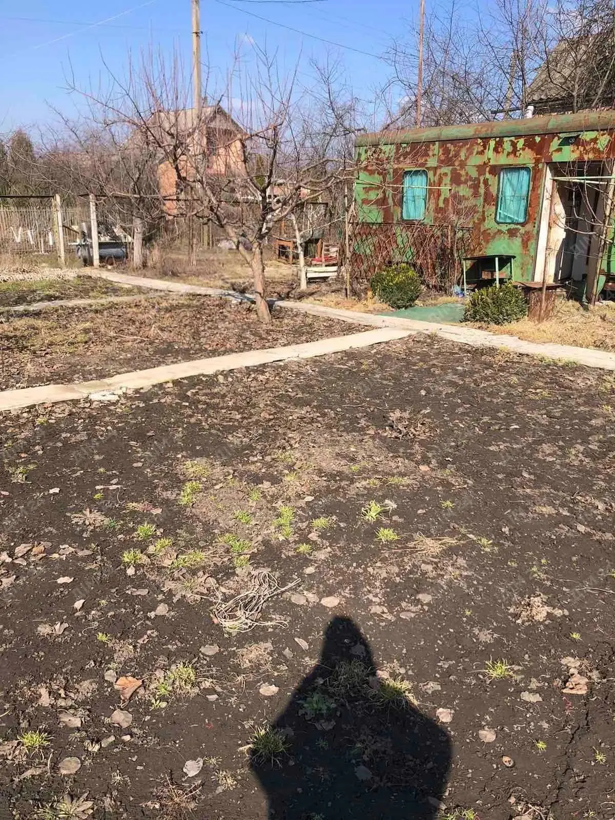 Дачна ділянка на Вороніна 