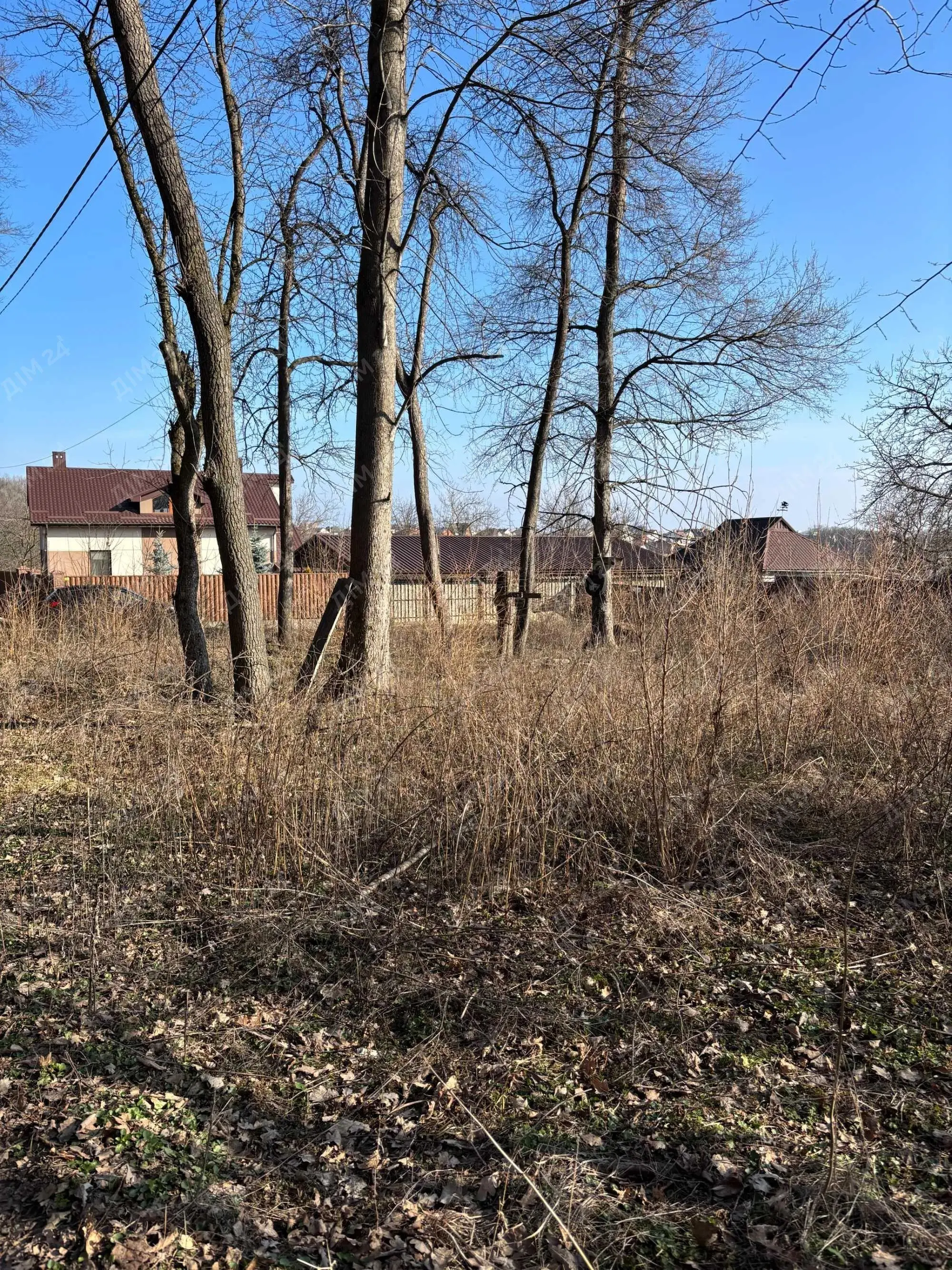 Земельна ділянка в Яру