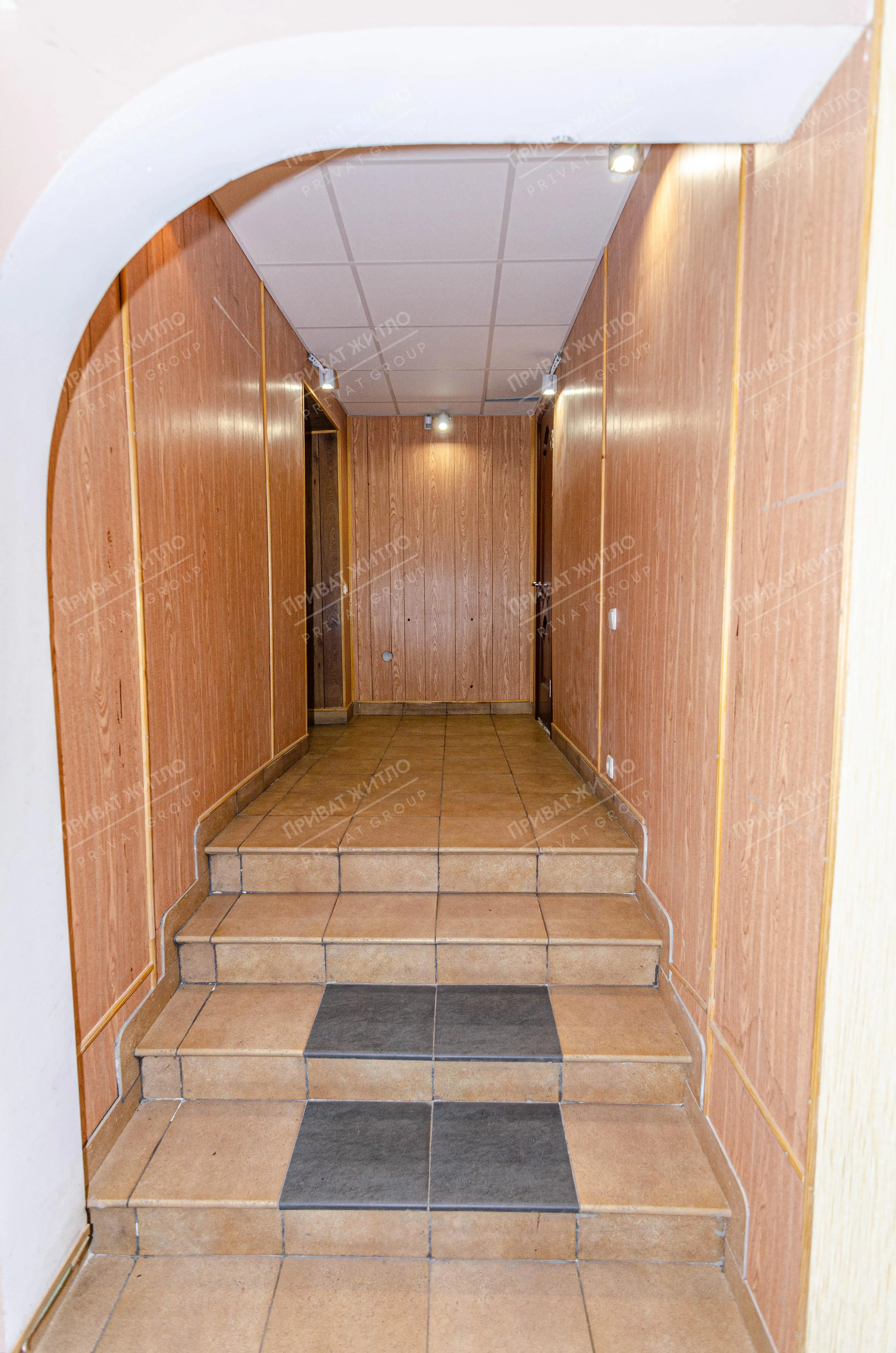 Комерційне приміщення в центрі міста (навпроти "Листопада) 