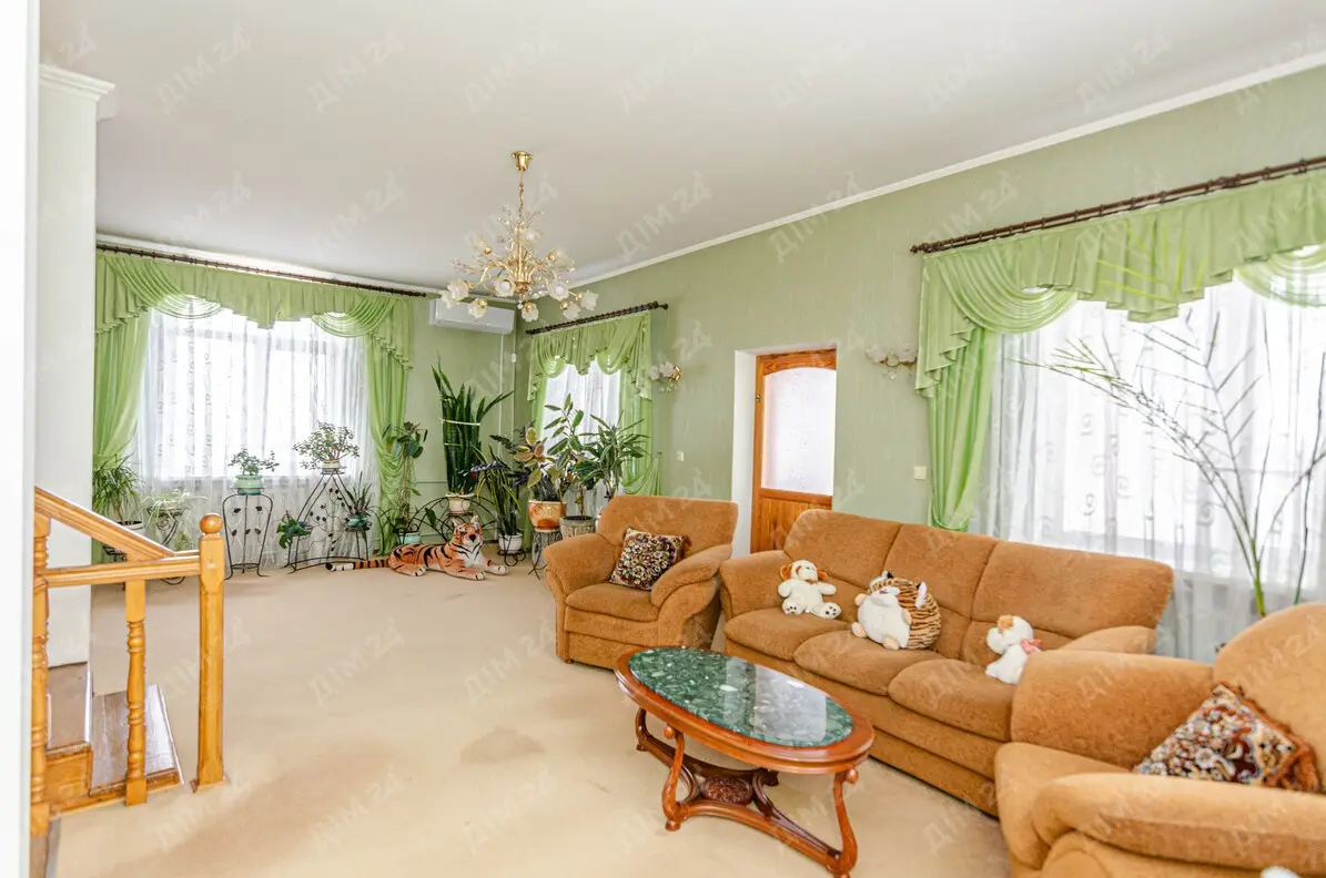 Рідка пропозиція будинку в Залізничному