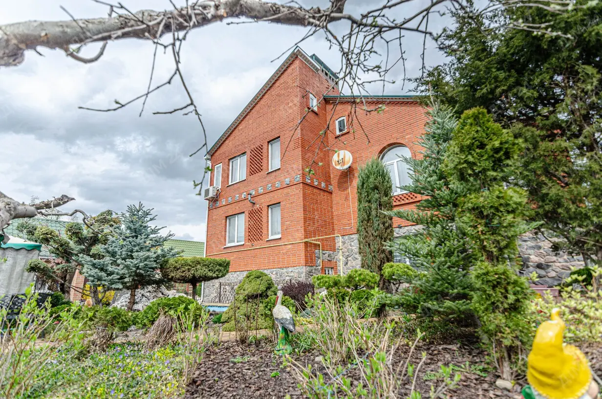 Рідка пропозиція будинку в Залізничному