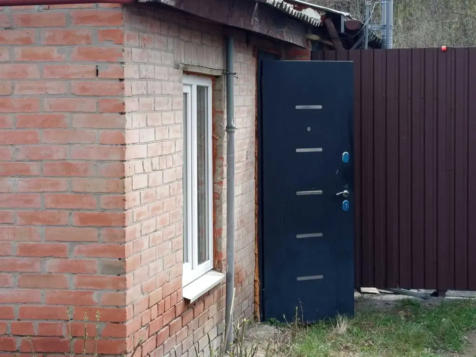 Частина будинку в центральній частині міста!