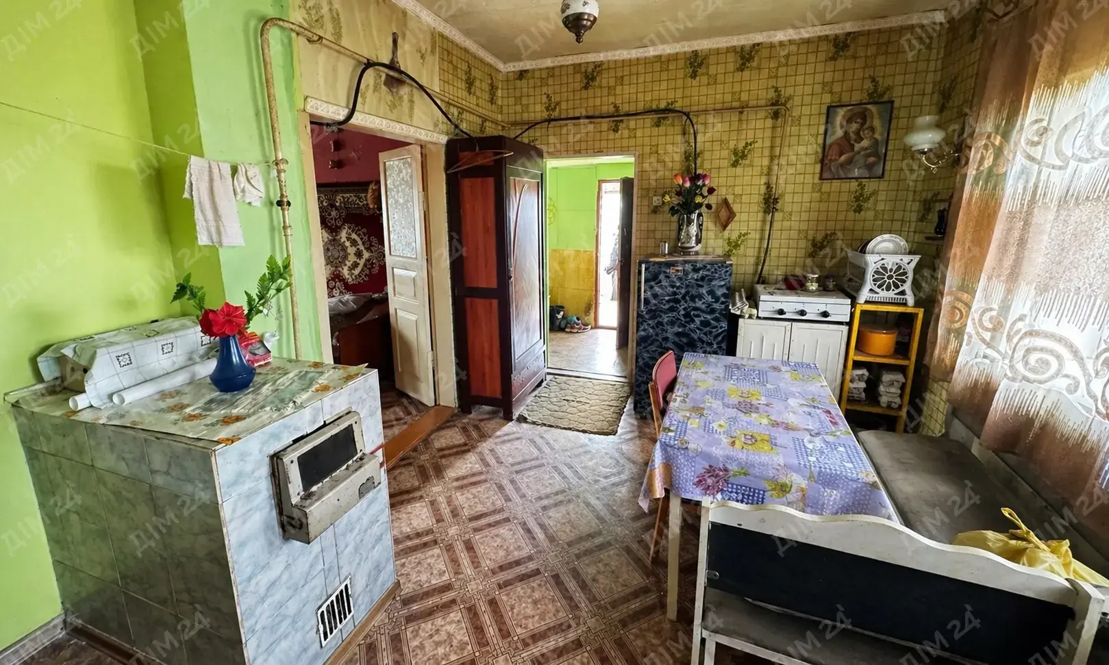  По супер вартості окремий будинок зі зручностями в селі Василівка
