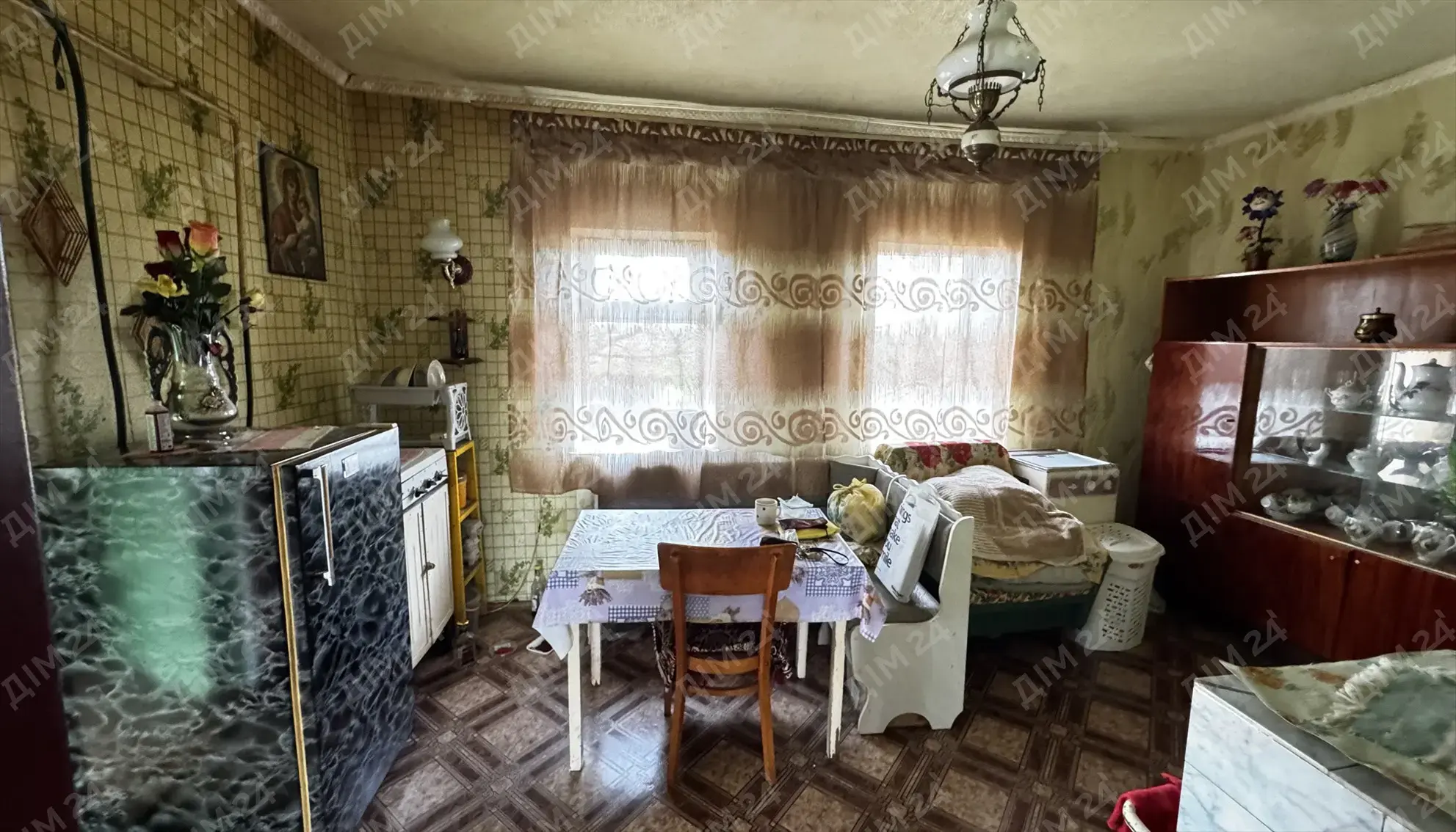  По супер вартості окремий будинок зі зручностями в селі Василівка