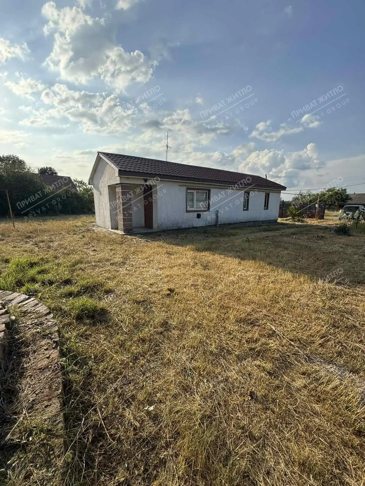Будинок біля лісу | 2 об’єкти на ділянці 25 соток в Новосанжарському районі
