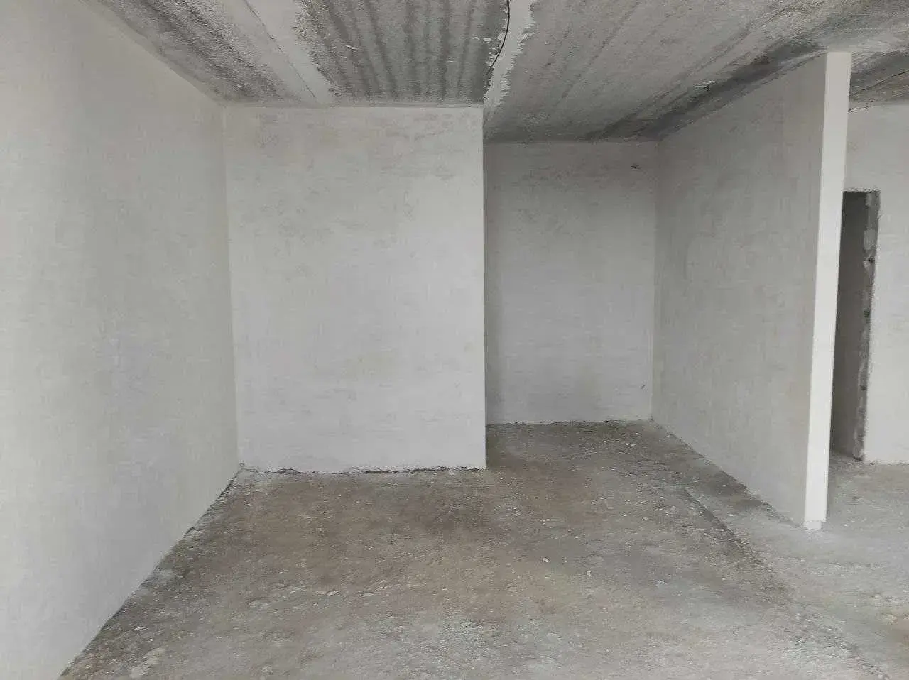 2-кімнатна квартира 72 м², ЖК «Петровський Квартал», ТЕРМІНОВО, торг
