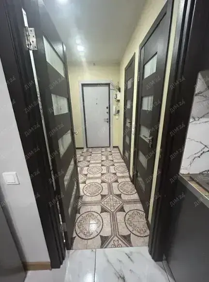 Двокімнатна квартира з гарним ремонтом!