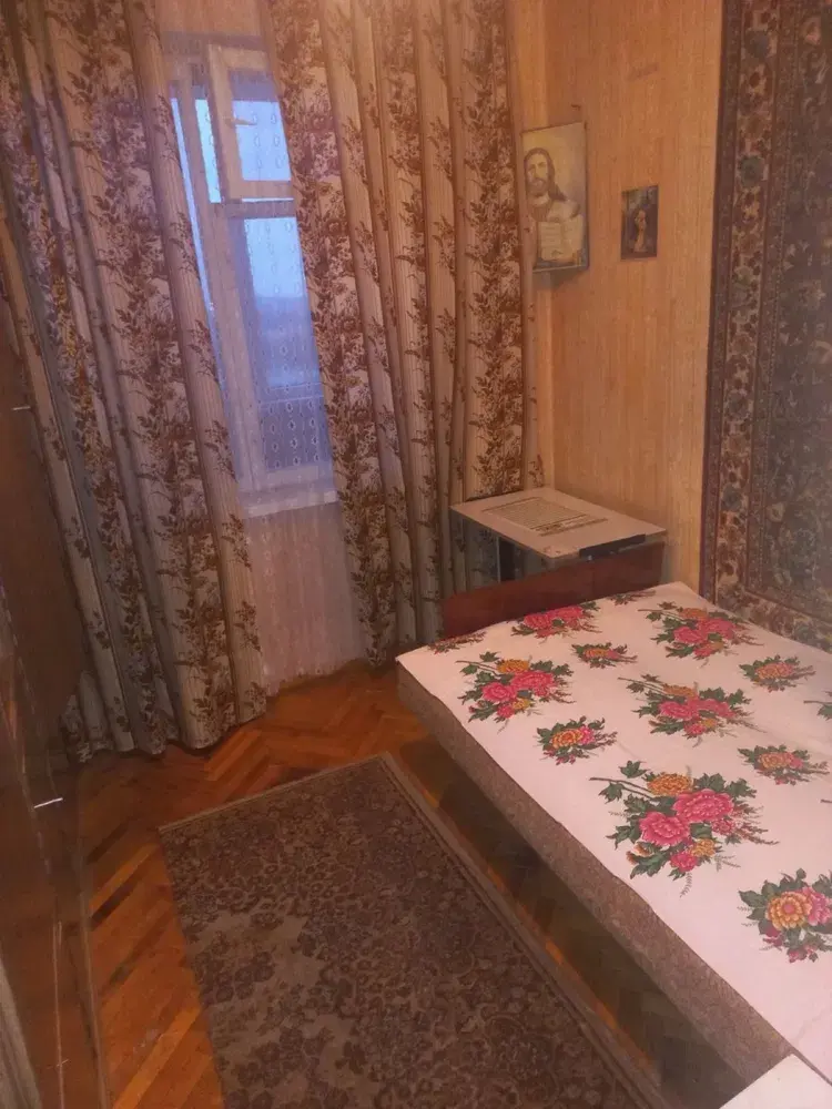 3к квартира 66 м² на Героїв України, житловий стан