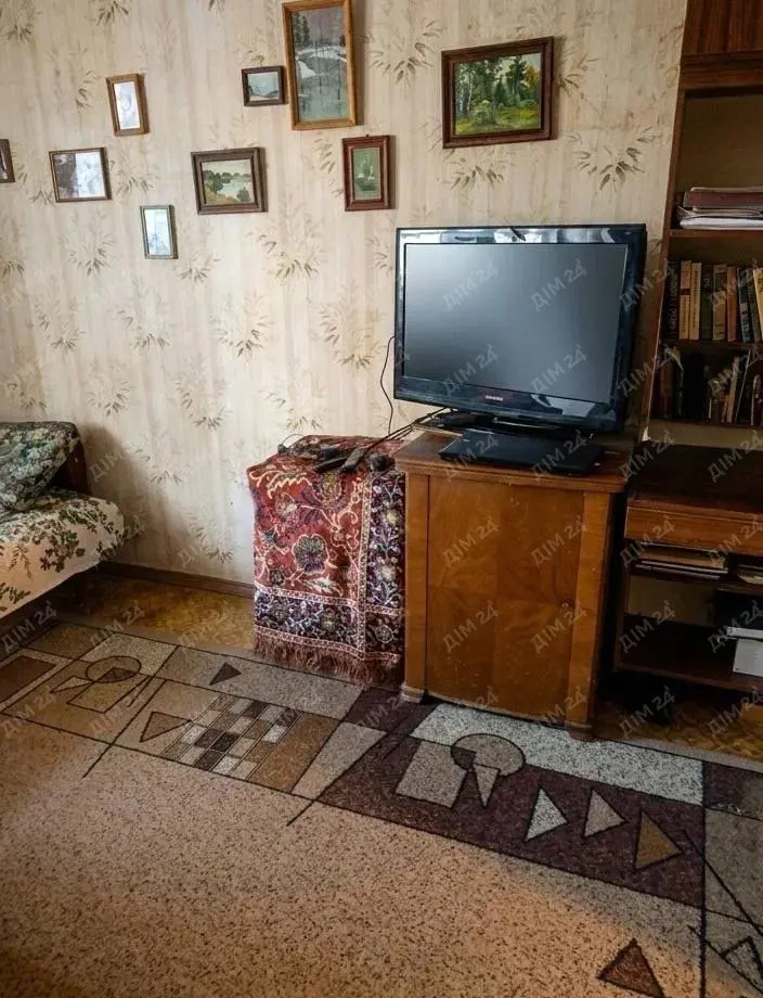 Простора 4 кімнатна квартира 77 м, 4/9