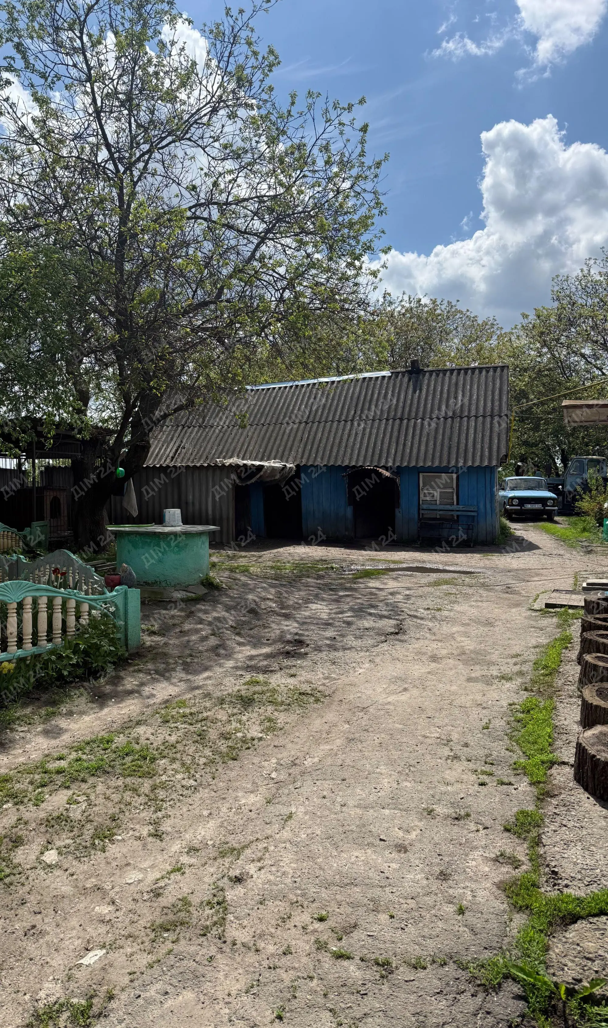 Будинок в селі Великі Будища