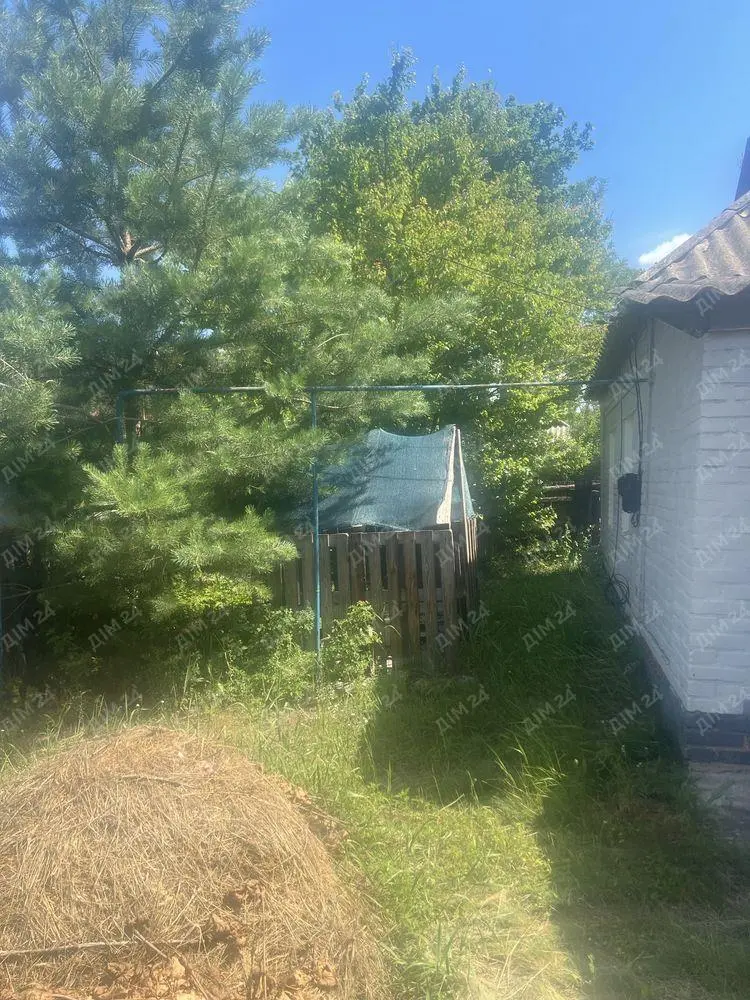 Будинок в селі Писарівка