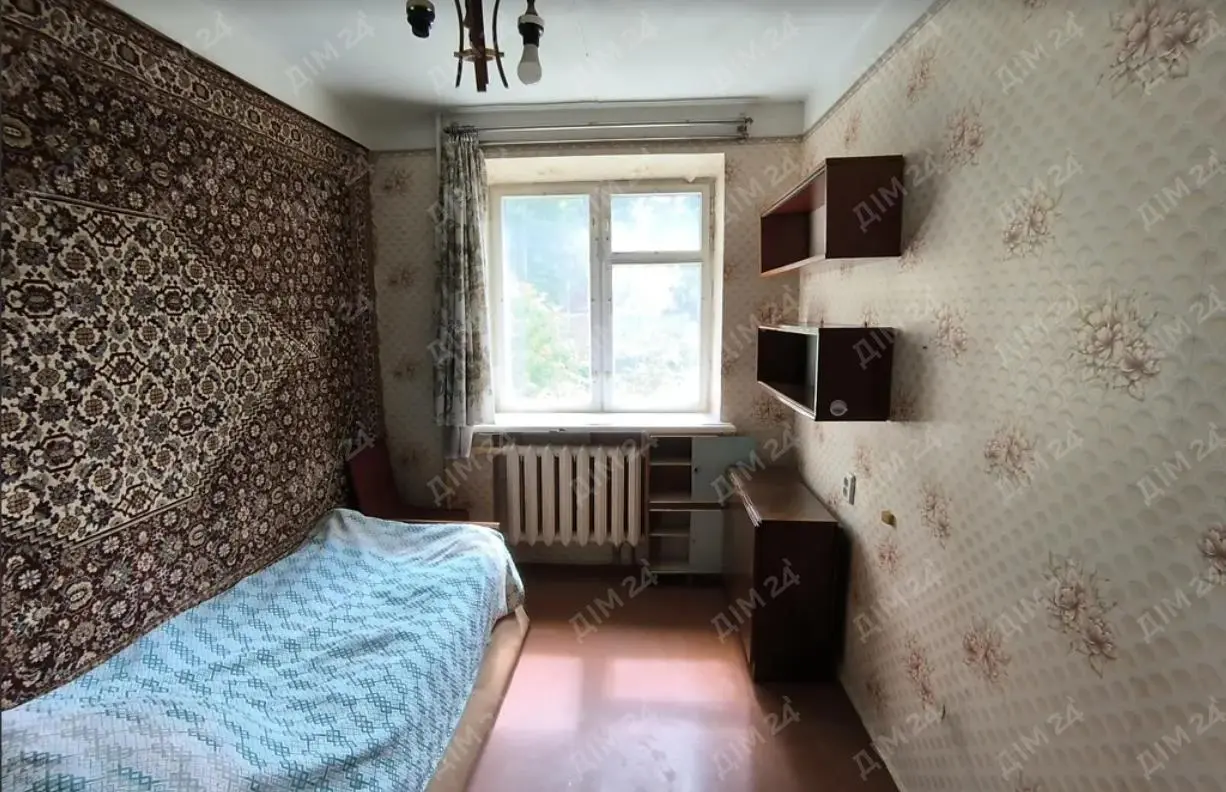 Трикімнатна квартира у центральній частині міста