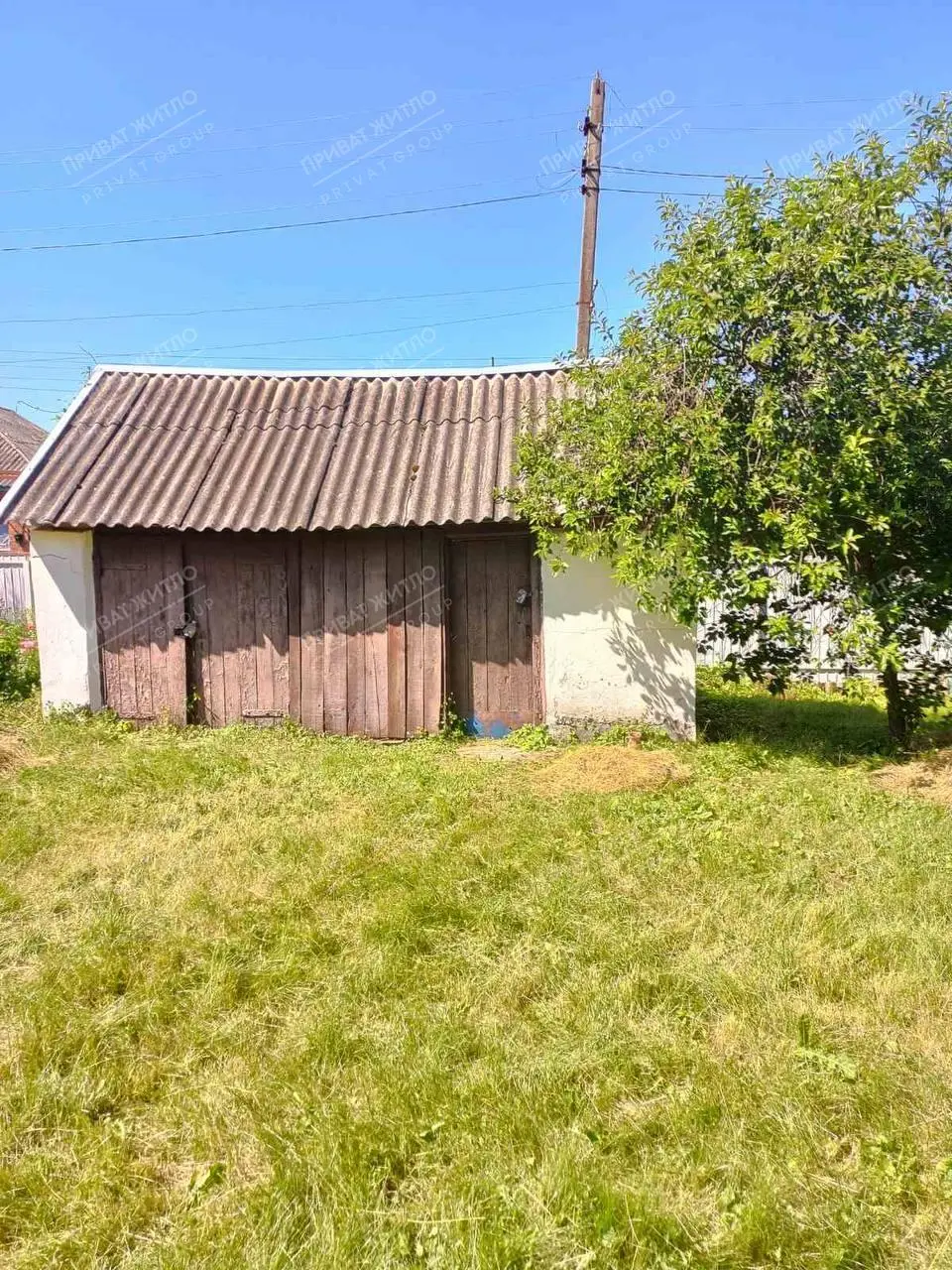 Садиба із зручностями  в центрі Шишак 