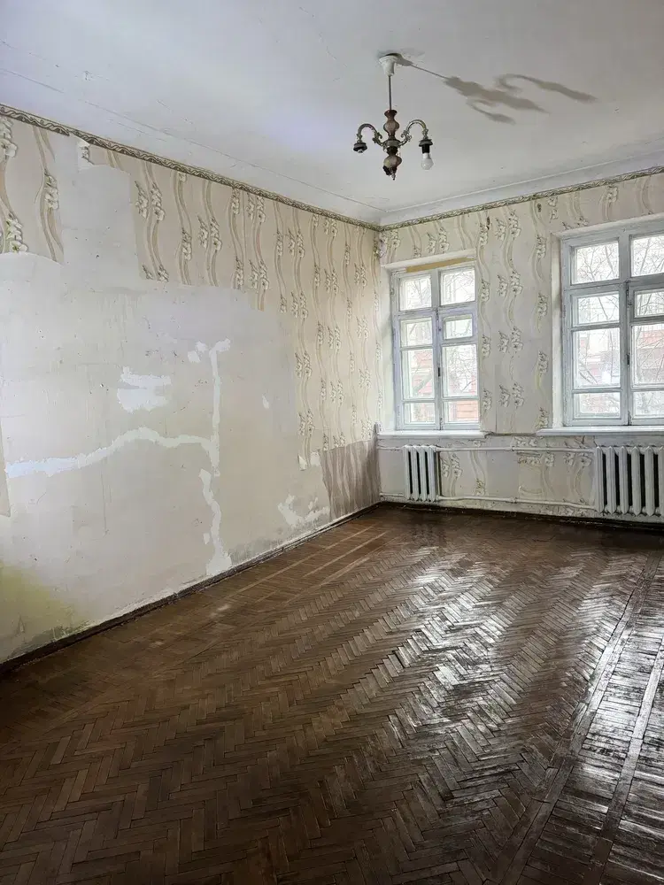 Простора 1-кімнатна квартира в самому центрі міста - 44,5 м2

