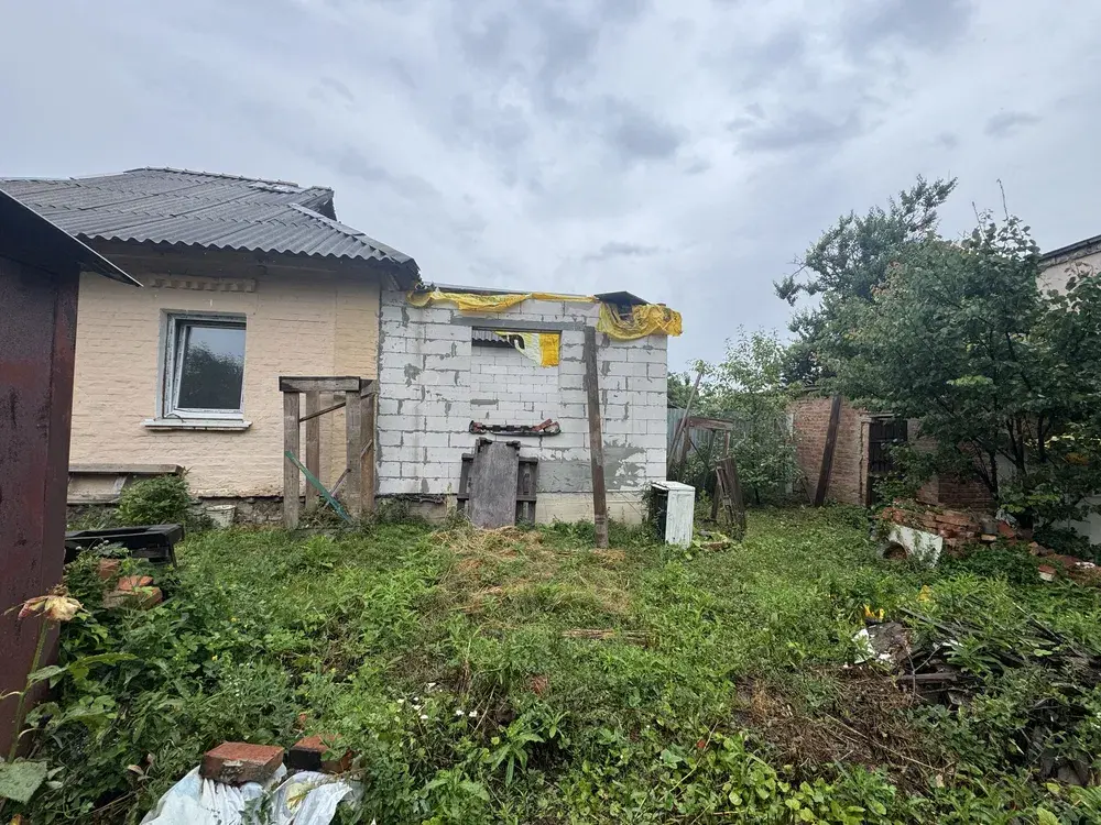 Квартира з окремою територією